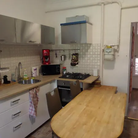 Drs Apartment, Fully Renovated Flat Apartamento